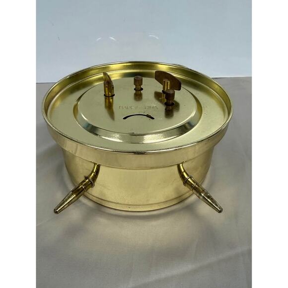 vintage 1996 Reader's Digest “Wind in the Willows Mr. Toad”wind-up alarm clock. - Picture 4 of 4